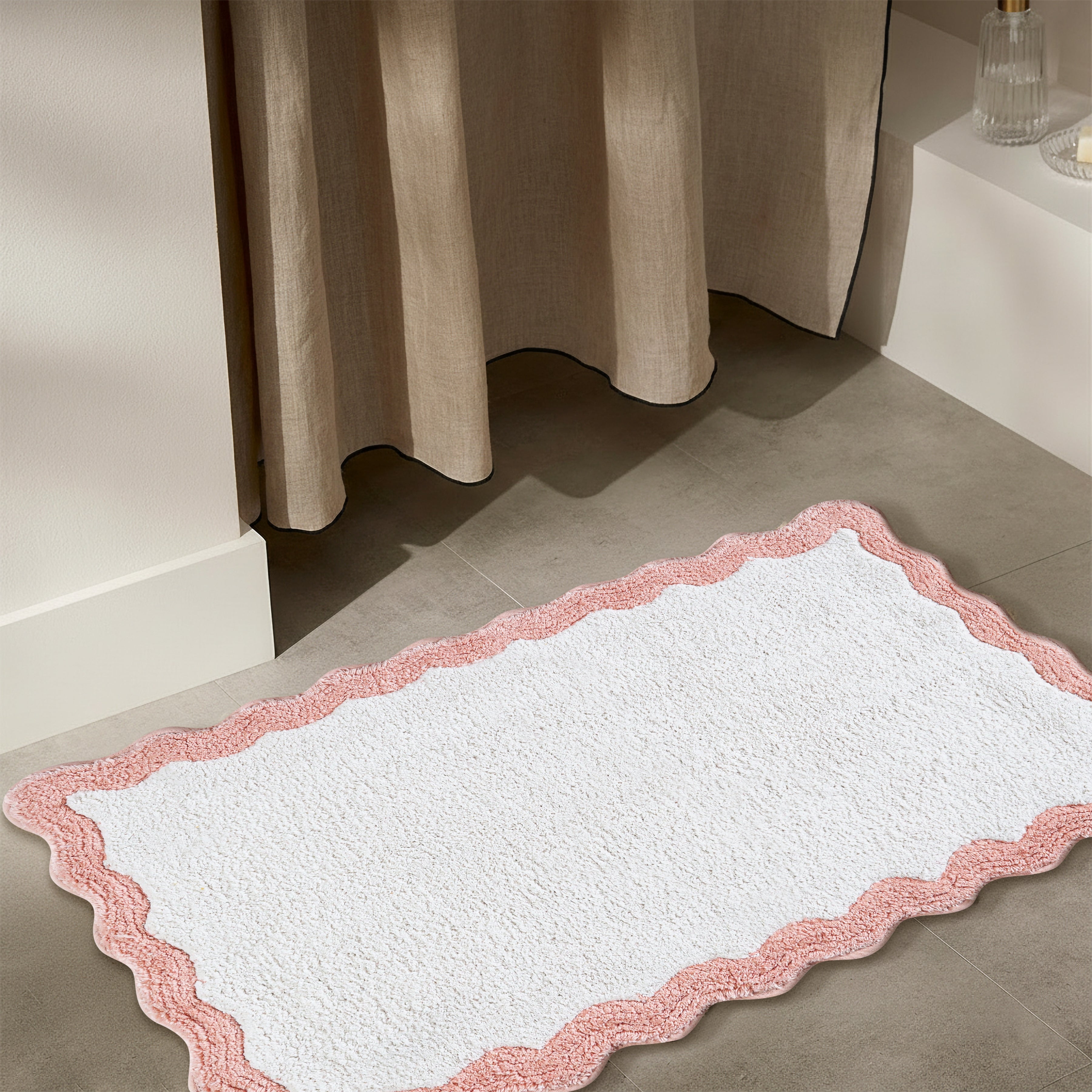 Cotton Scalloped Bathmat with Antiskid 20"x32" – 100% Cotton Scalloped Bath Mat, Anti Skid, Soft & Absorbent Bathroom Rug for Shower, Tub & Entryway