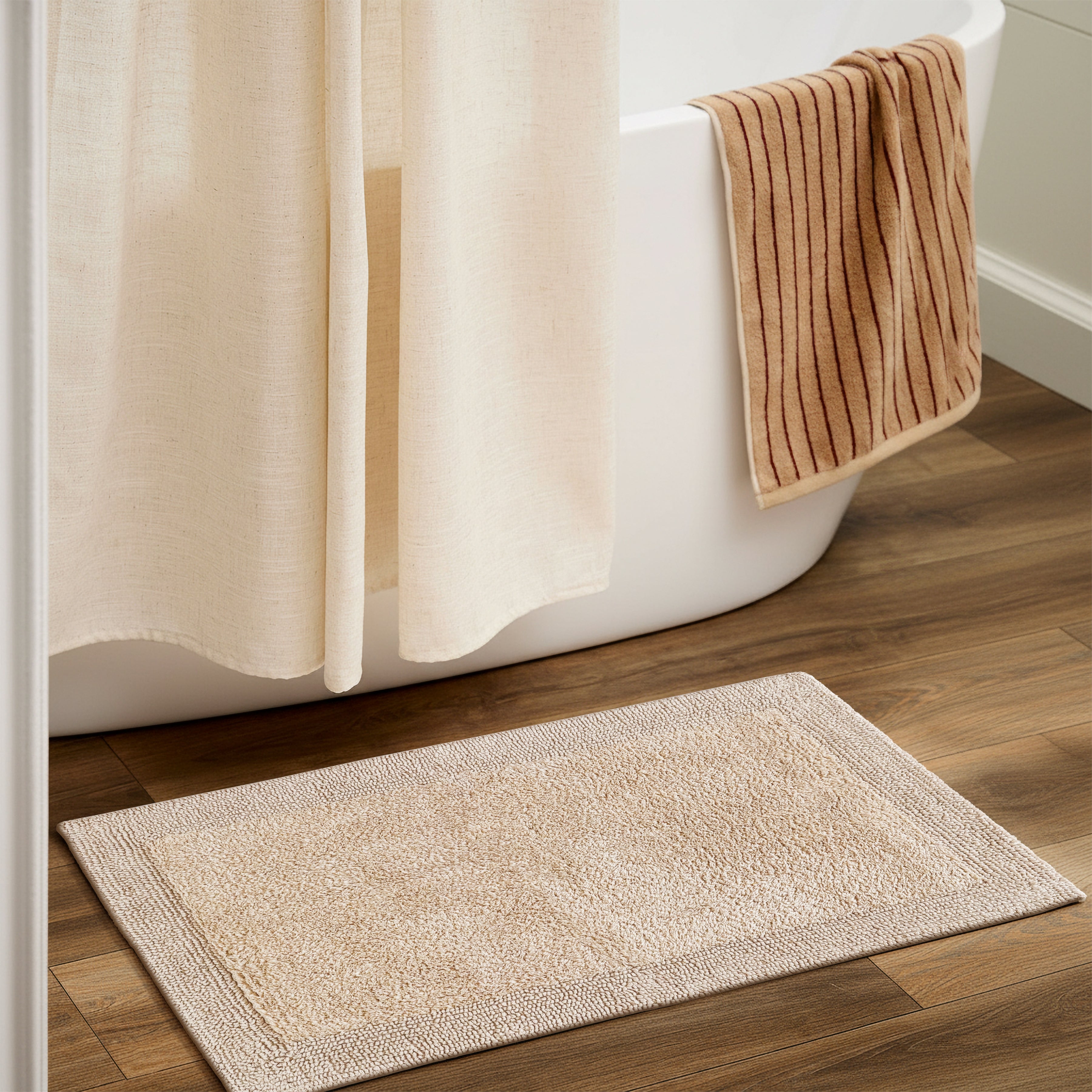 Savi Home Bath Mat Rug  100% Pure Cotton, Super Soft Bath Rugs, Plush & Absorbent, Hand Tufted Heavy Weight Construction, Full Reversible Step Out Rugs