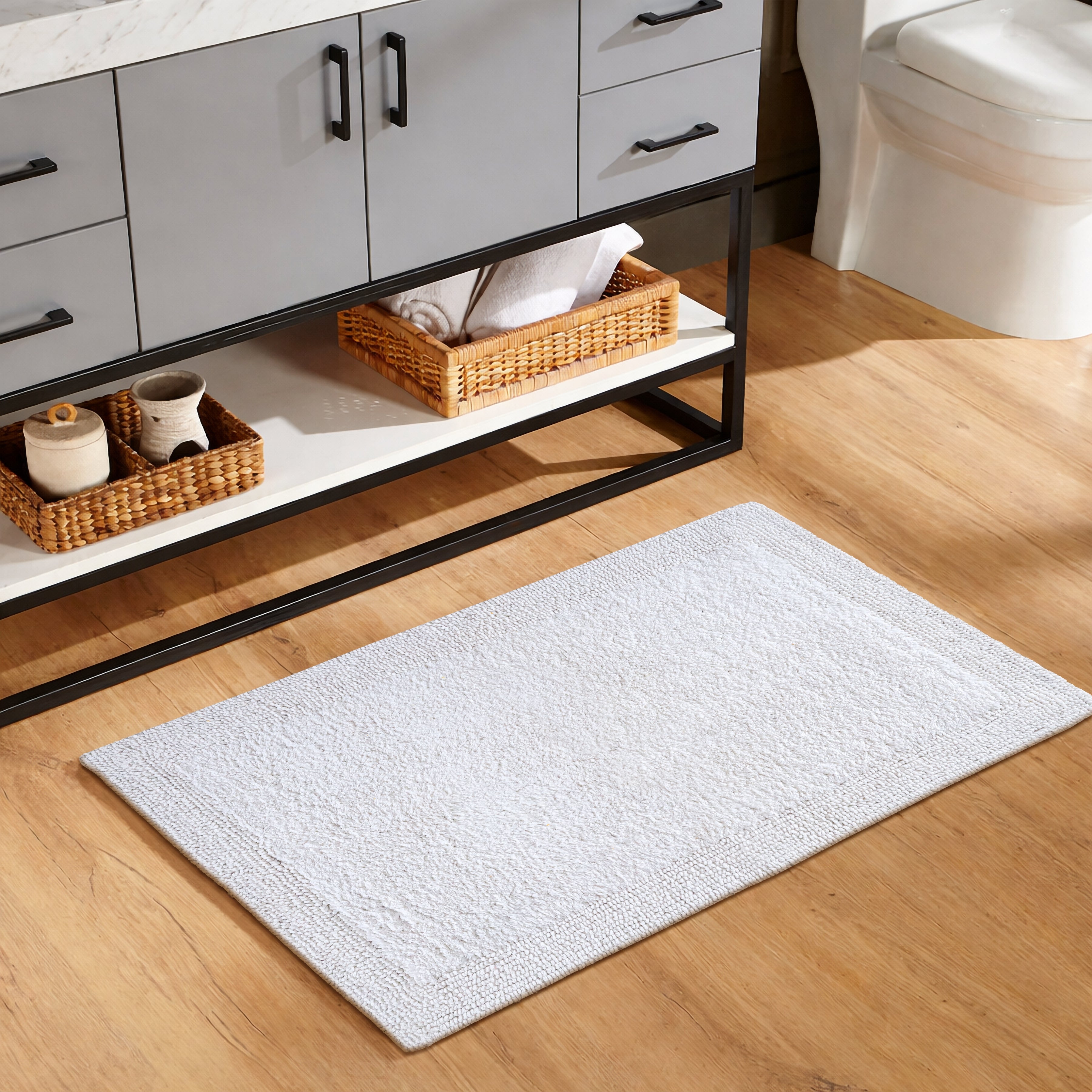 Savi Home Bath Mat Rug  100% Pure Cotton, Super Soft Bath Rugs, Plush & Absorbent, Hand Tufted Heavy Weight Construction, Full Reversible Step Out Rugs